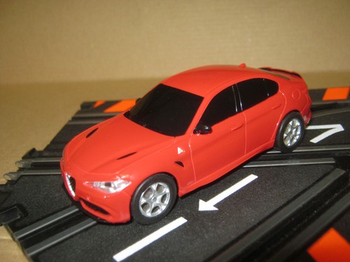 Slotcar alfa romeo giulia - giulia, qv