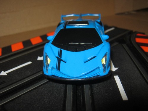 Lamborghini blau slotcar 43 - lamborghini,